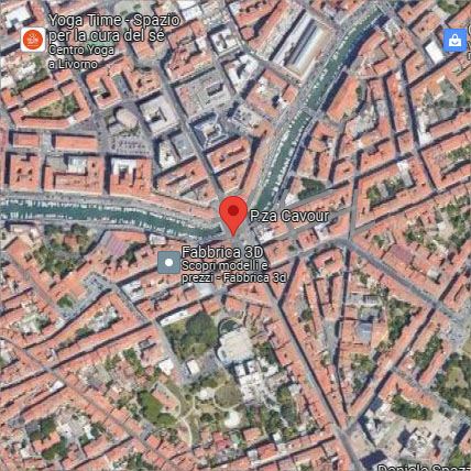 Shopping in Piazza Cavour in Livorno